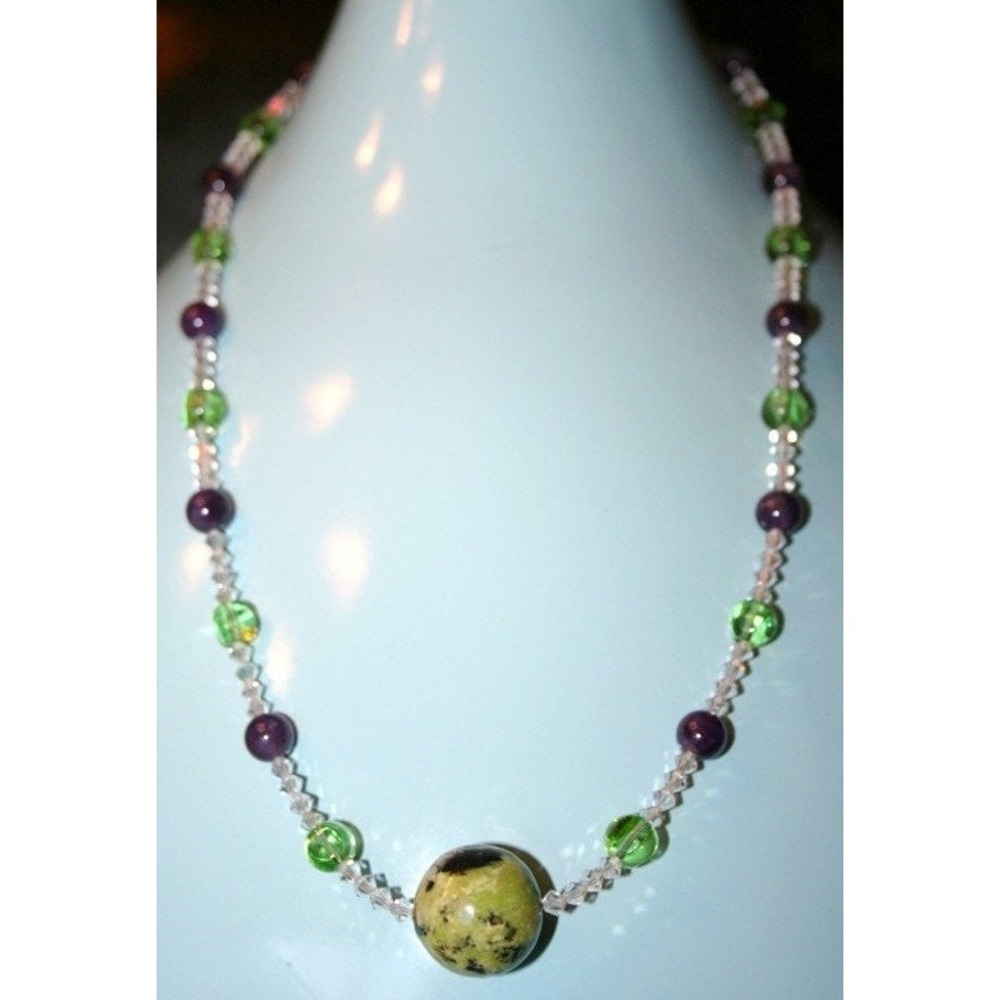 Handmade beaded necklace women OS green Amethyst Crystal semi precious stone